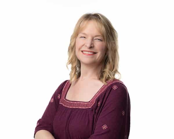 JENNIFER HILL Psychotherapist